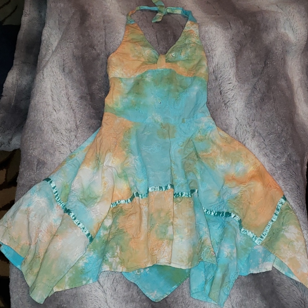 ADORABLE girls size 4 embroidered halter dress